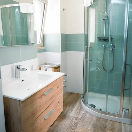 Alex Guest house *