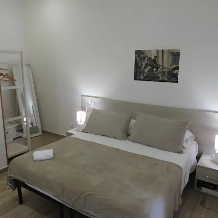 Alex Guest house